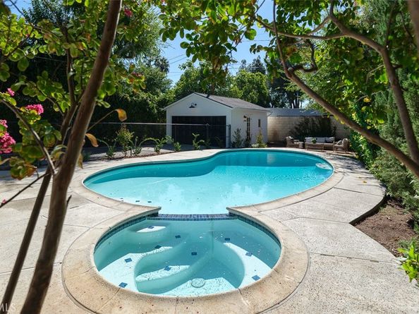 644 W Colorado, Monrovia CA 91016