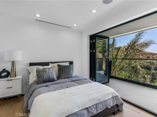 8144 Gould Avenue, Los Angeles CA 90046