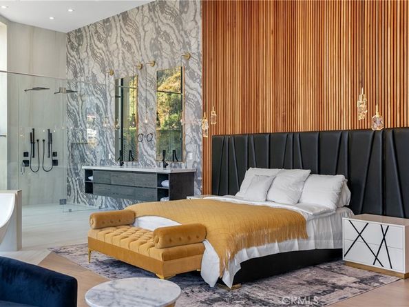 8144 Gould Avenue, Los Angeles CA 90046