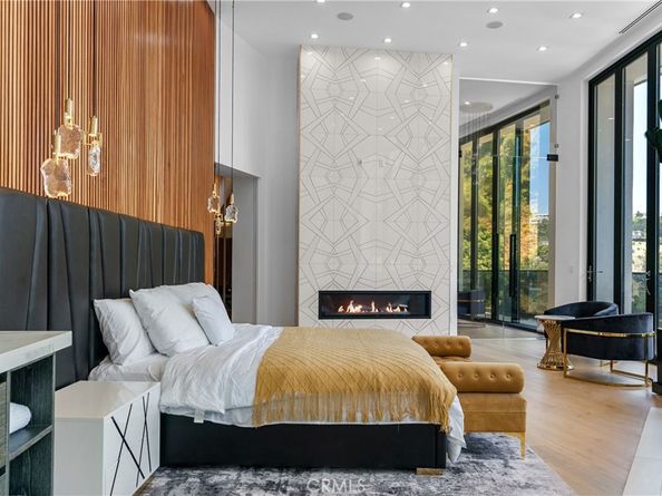8144 Gould Avenue, Los Angeles CA 90046