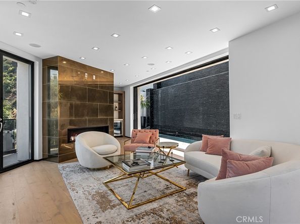 8144 Gould Avenue, Los Angeles CA 90046