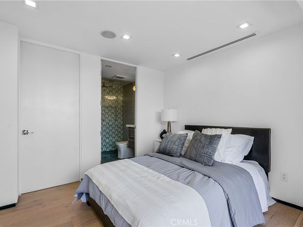 8144 Gould Avenue, Los Angeles CA 90046