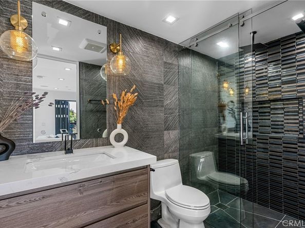 8144 Gould Avenue, Los Angeles CA 90046