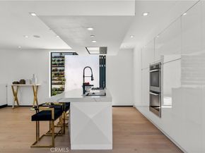 8144 Gould Avenue, Los Angeles CA 90046