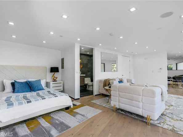 8144 Gould Avenue, Los Angeles CA 90046