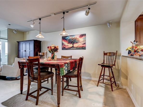 510 The Village 203, Redondo Beach CA 90277