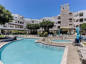 510 The Village 203, Redondo Beach CA 90277