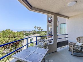 510 The Village 203, Redondo Beach CA 90277