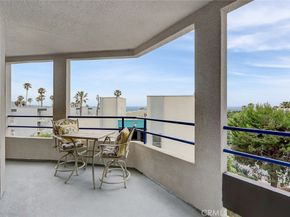 510 The Village 203, Redondo Beach CA 90277