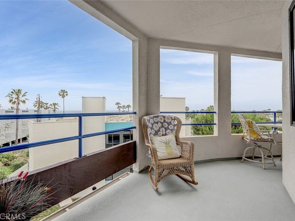 510 The Village 203, Redondo Beach CA 90277