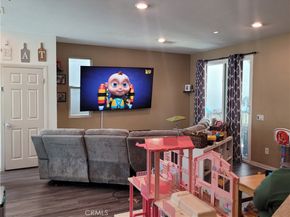 13 Edgemont, Compton CA 90221