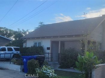 210 N Pleasant Avenue