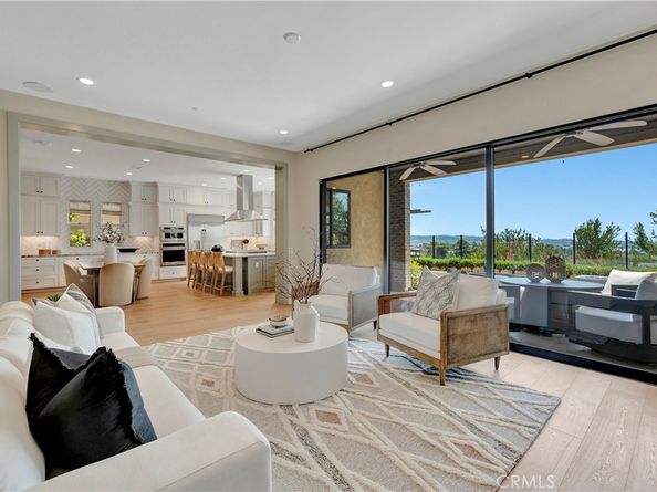 17 Ponte, Lake Forest CA 92630