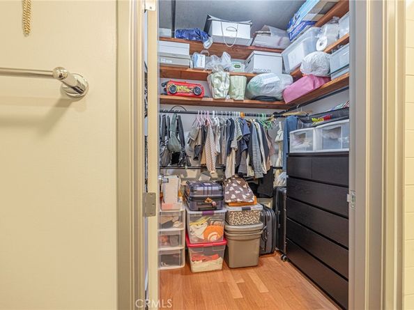 645 W 9th 301, Los Angeles CA 90015