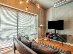 645 W 9th 301, Los Angeles CA 90015