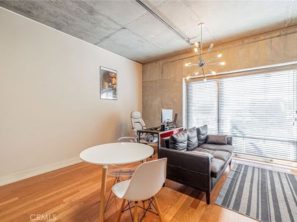 645 W 9th 301, Los Angeles CA 90015