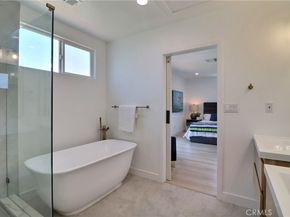 2015 W 42nd Place, Los Angeles CA 90062