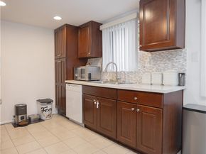 14527 Plummer 202, Panorama City CA 91402