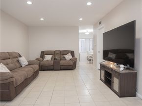 14527 Plummer 202, Panorama City CA 91402