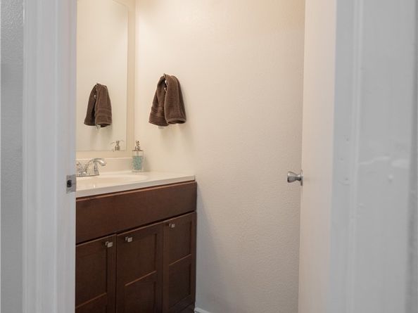 14527 Plummer 202, Panorama City CA 91402