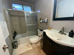 5665 Franklin Avenue, Los Angeles CA 90028