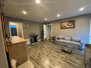 5665 Franklin Avenue, Los Angeles CA 90028