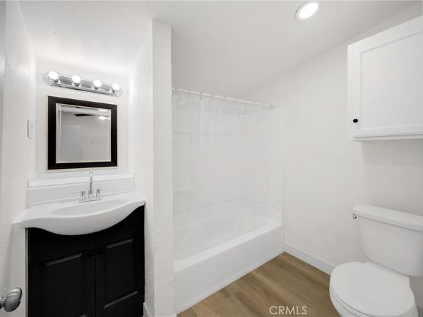 1257 E 51st, Los Angeles CA 90011