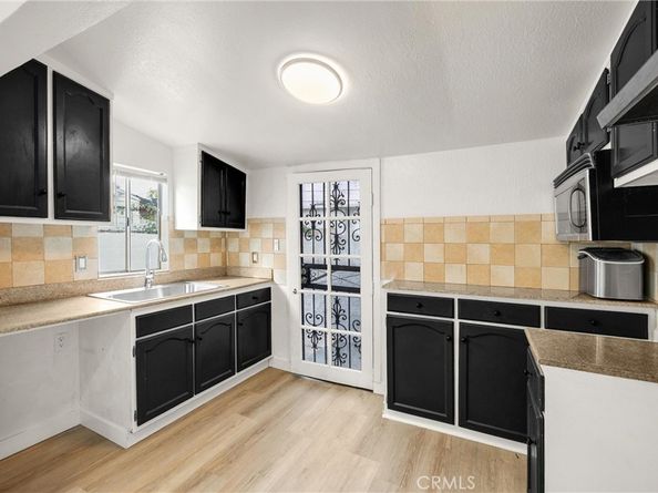 1257 E 51st, Los Angeles CA 90011