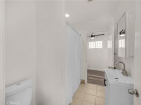 1257 E 51st, Los Angeles CA 90011