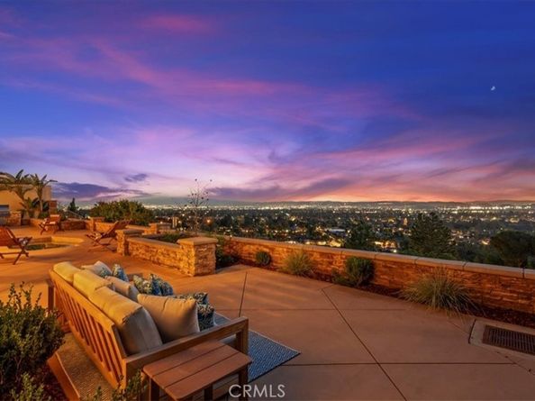 752 Valparaiso Drive, Claremont CA 91711