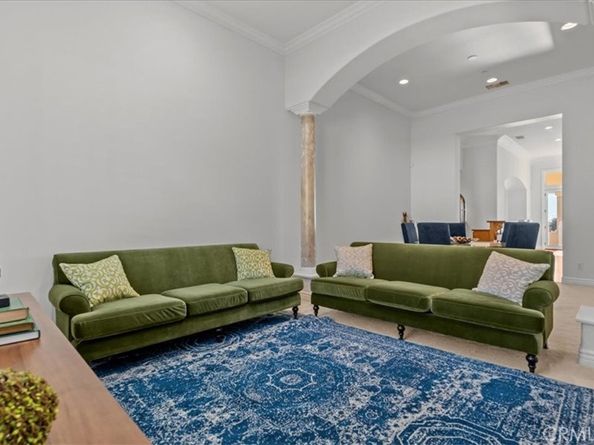 752 Valparaiso Drive, Claremont CA 91711