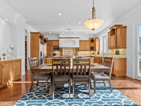 752 Valparaiso Drive, Claremont CA 91711