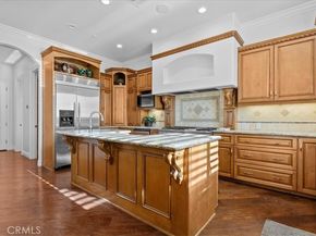 752 Valparaiso Drive, Claremont CA 91711