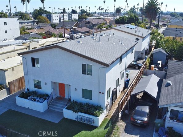 630 W 79th, Los Angeles CA 90044