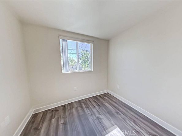 630 W 79th, Los Angeles CA 90044