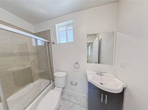 630 W 79th, Los Angeles CA 90044