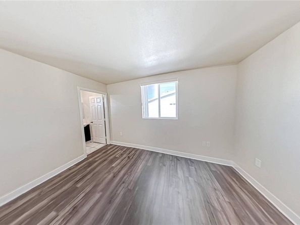 630 W 79th, Los Angeles CA 90044