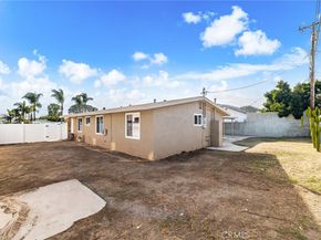 1422 Armsley Square, Ontario CA 91762