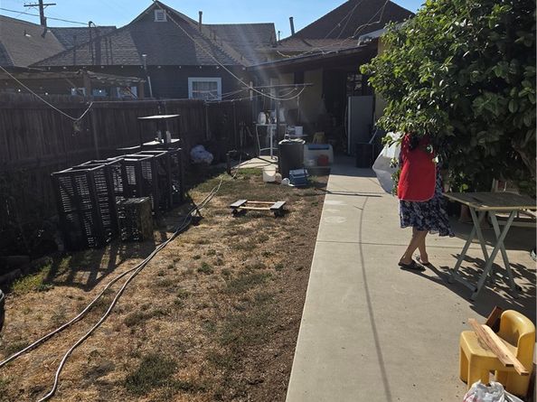 2222 Gates, Lincoln Heights CA 90031