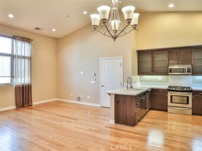 1408 S California Avenue C, Monrovia CA 91016