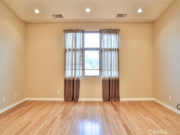 1408 S California Avenue C, Monrovia CA 91016
