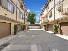 29 S Vinedo Avenue 4, Pasadena CA 91107