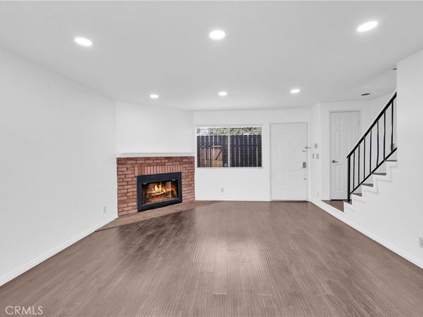 29 S Vinedo Avenue 4, Pasadena CA 91107