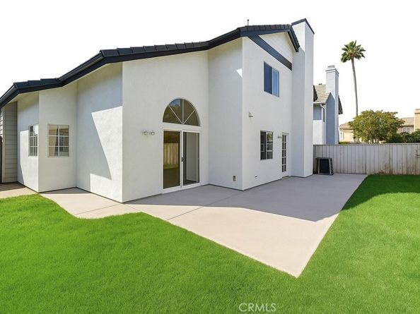 8051 Mcgregor Court, Fontana CA 92336