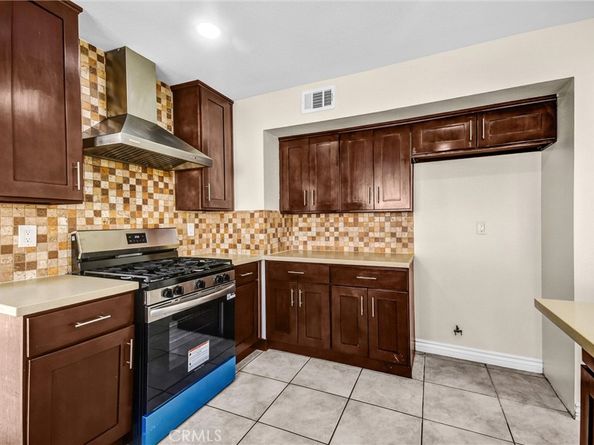 8051 Mcgregor Court, Fontana CA 92336