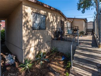 11242 S Budlong