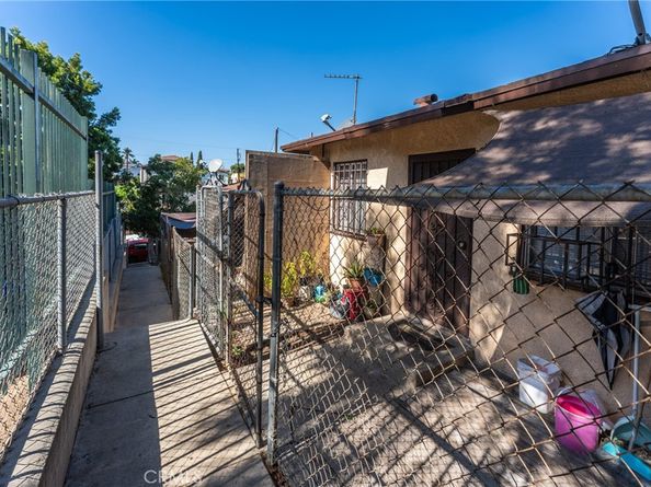 11242 S Budlong, Los Angeles CA 90044