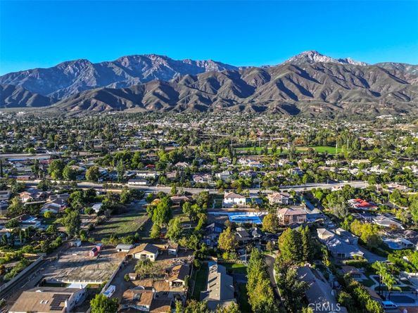 5848 Burlwood Court, Rancho Cucamonga CA 91701