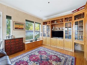 80 N Raymond Avenue 212, Pasadena CA 91103