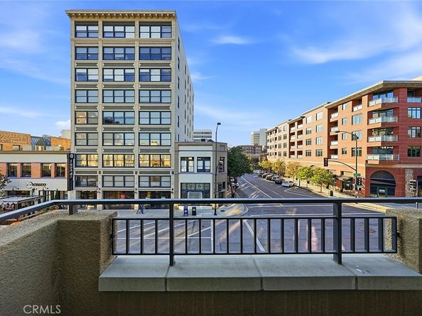 80 N Raymond Avenue 212, Pasadena CA 91103